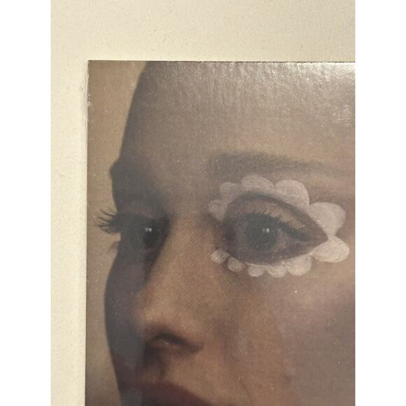 Ariana Grande We Can't Be Friends 7" Vinyl - Picture 4 of 11